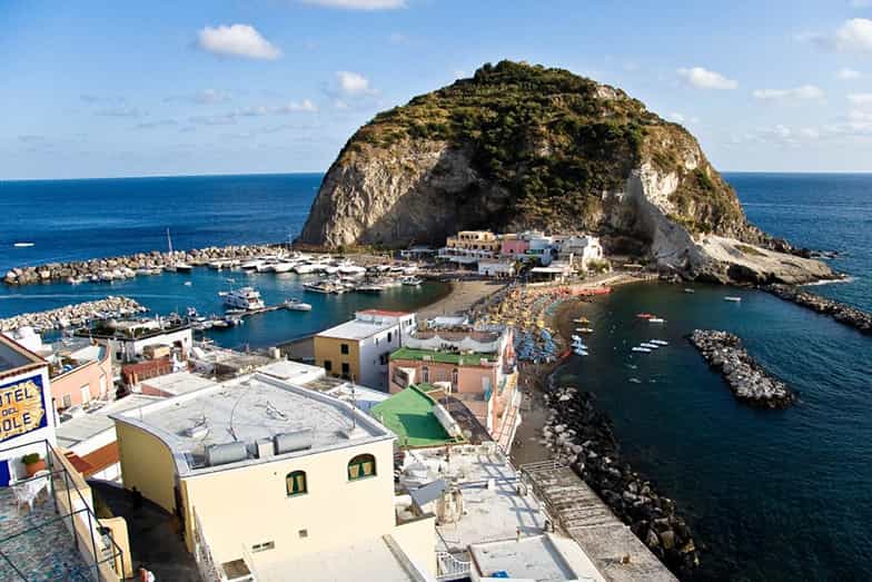 Mete Ischia - IschiaLike.com