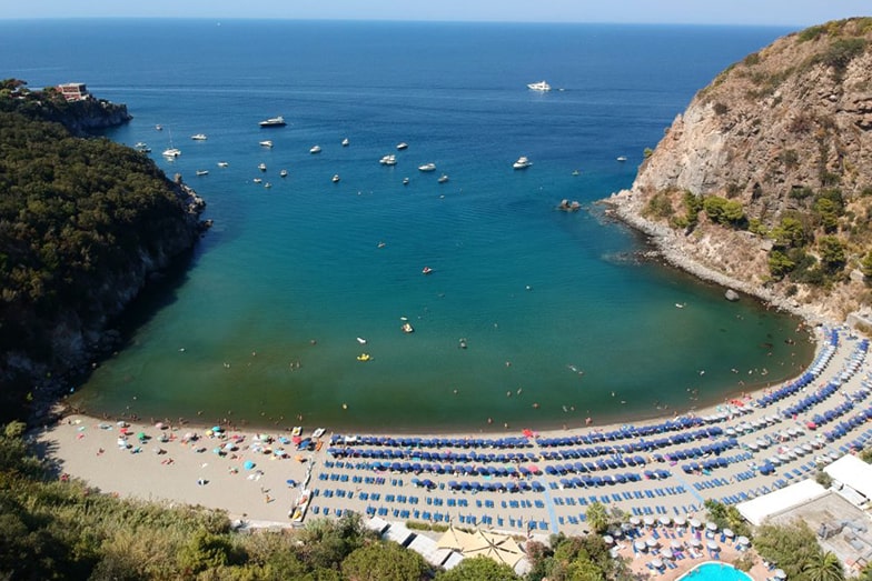 Lacco Ameno Ischia - Ischialike.com